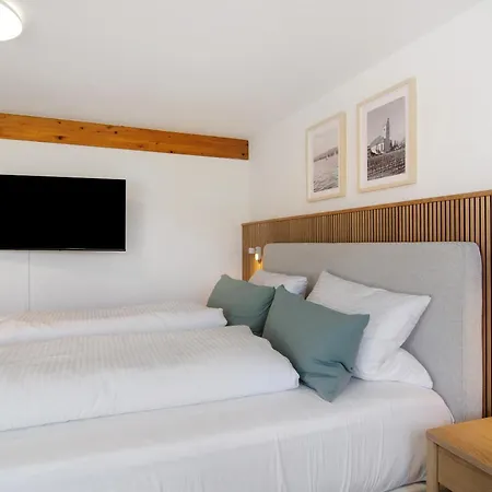 Konukevi Gaestehaus Schwert 3*